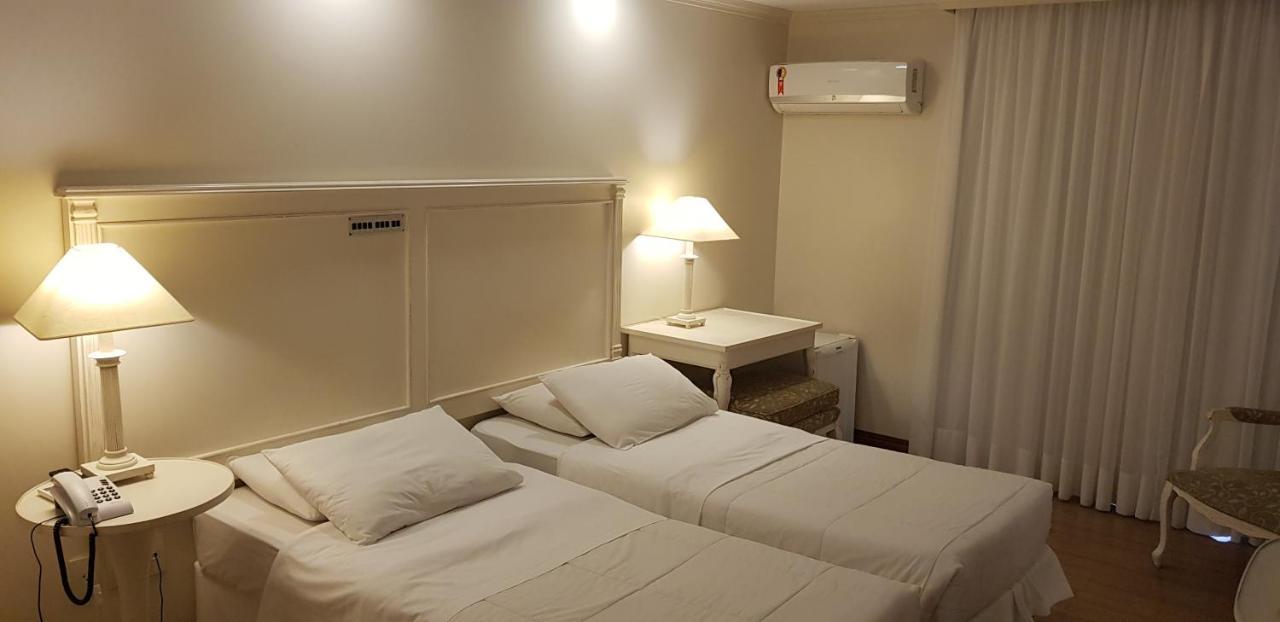 Hotel Villa do Mar Balneário Camboriú Habitación foto
